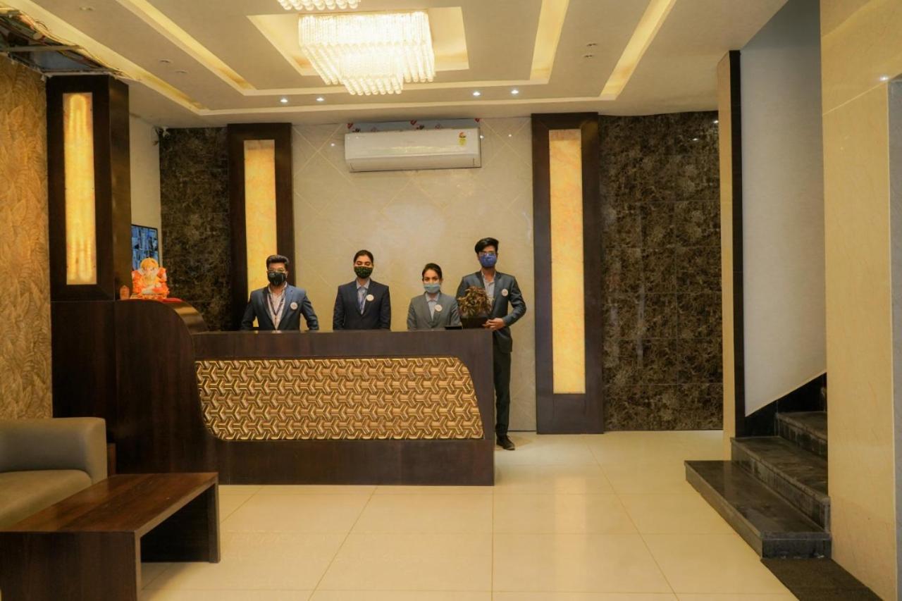 Hotel Meenakshi Hoshangabad Extérieur photo